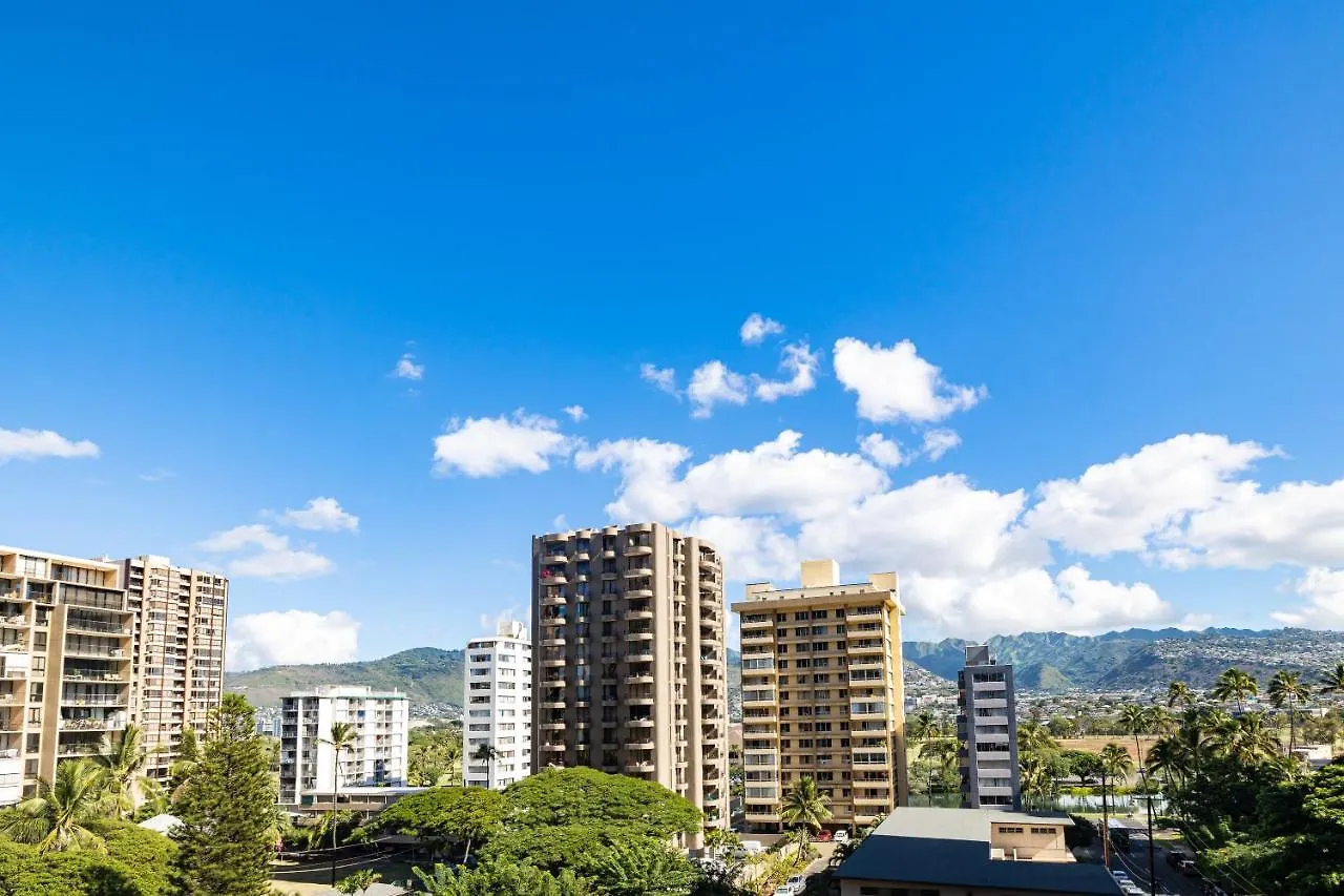 Mountain View Oasis, Steps From Beach With Parking! Honolulu