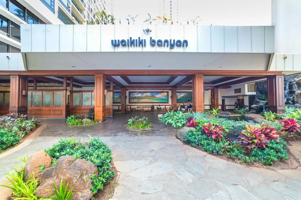 Mountain View Oasis, Steps From Beach With Parking! Honolulu