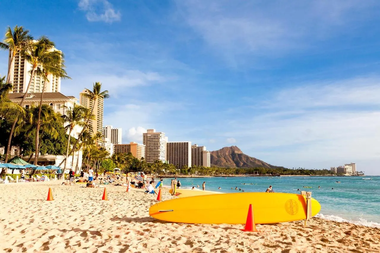 Mountain View Oasis, Steps From Beach With Parking! Honolulu
