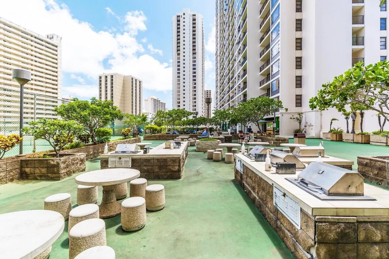 Mountain View Oasis, Steps From Beach With Parking! Honolulu