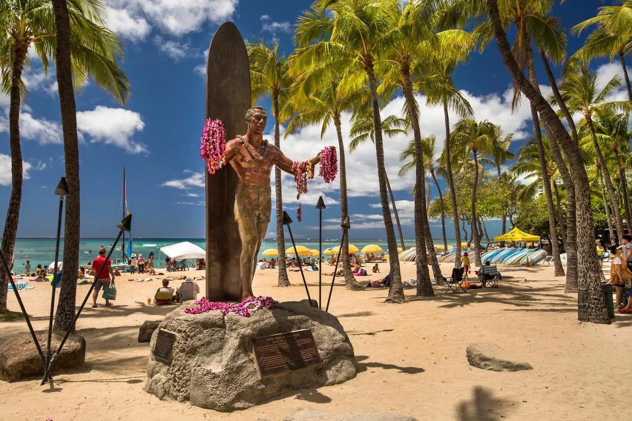 Mountain View Oasis, Steps From Beach With Parking! Honolulu Apartment